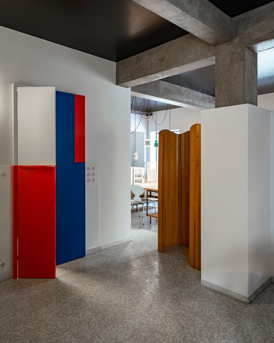 Renovación de un despacho en Madrid por Matilde Peralta del Amo. Fotografía por Luis Asin.