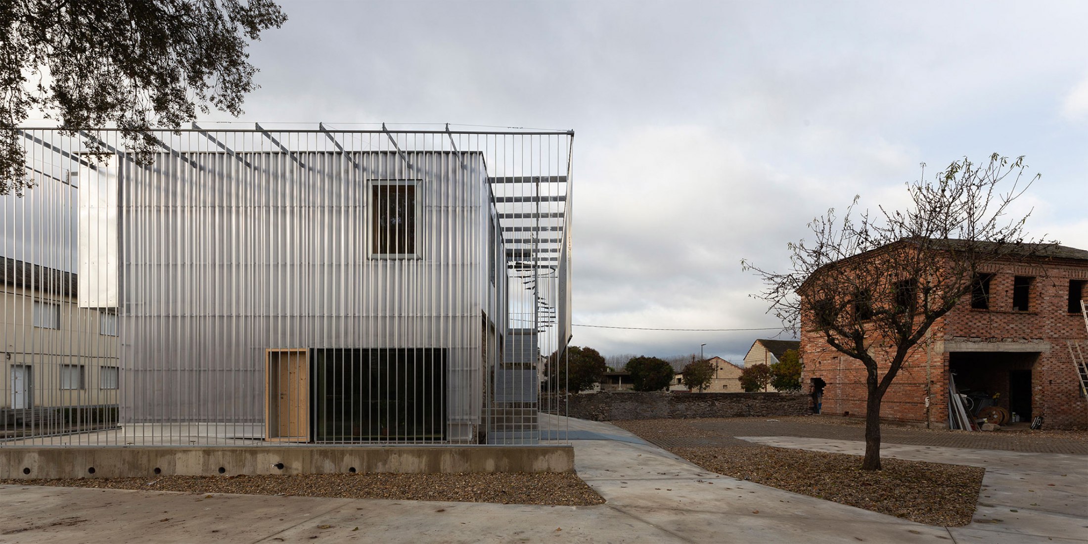 AA308 Offices by MCVR Arquitectos. Photograph by Adrián Capelo Cruz.