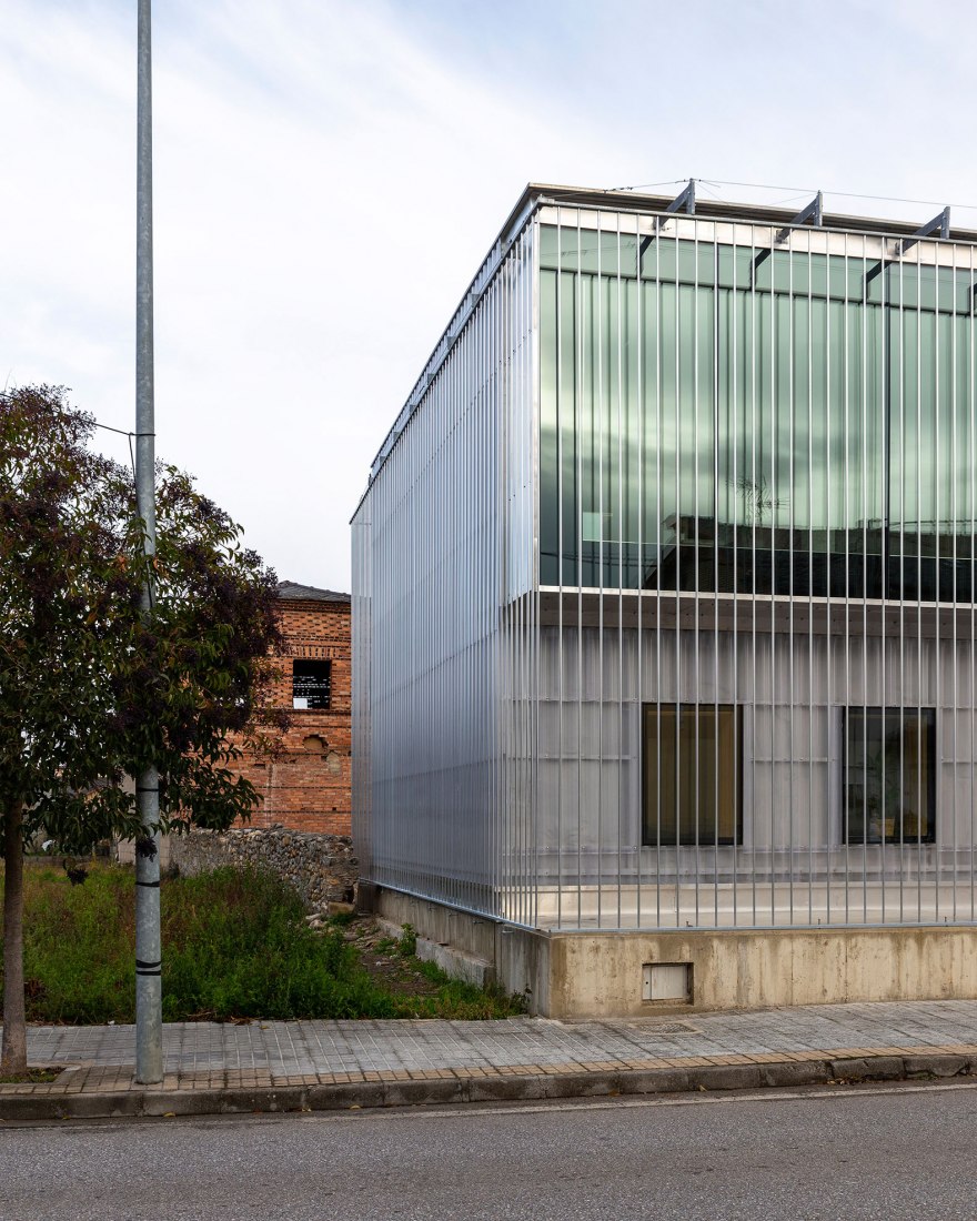 AA308 Offices by MCVR Arquitectos. Photograph by Adrián Capelo Cruz.