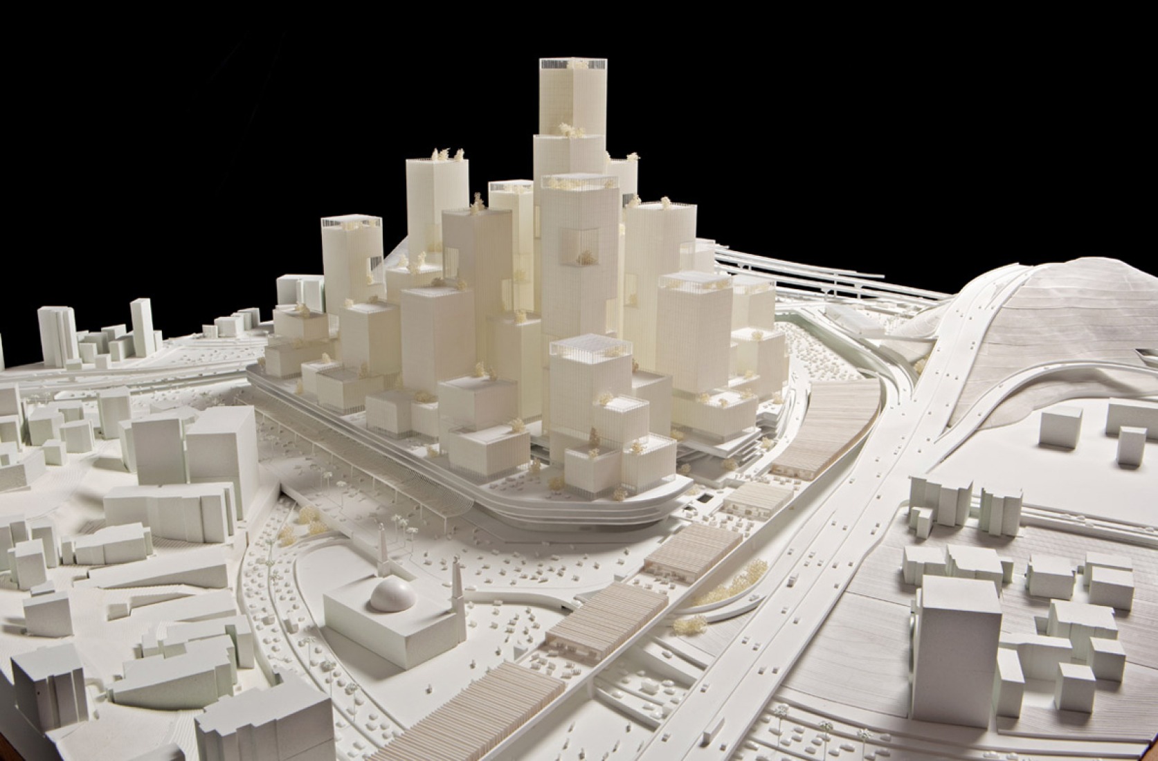 Overview, model. Darb Al Mashaer. New Mecca master plan by X-Architects. Image © X-Architects. 