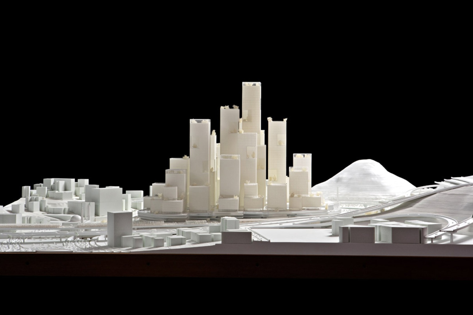 Overview, model. Darb Al Mashaer. New Mecca master plan by X-Architects. Image © X-Architects. 