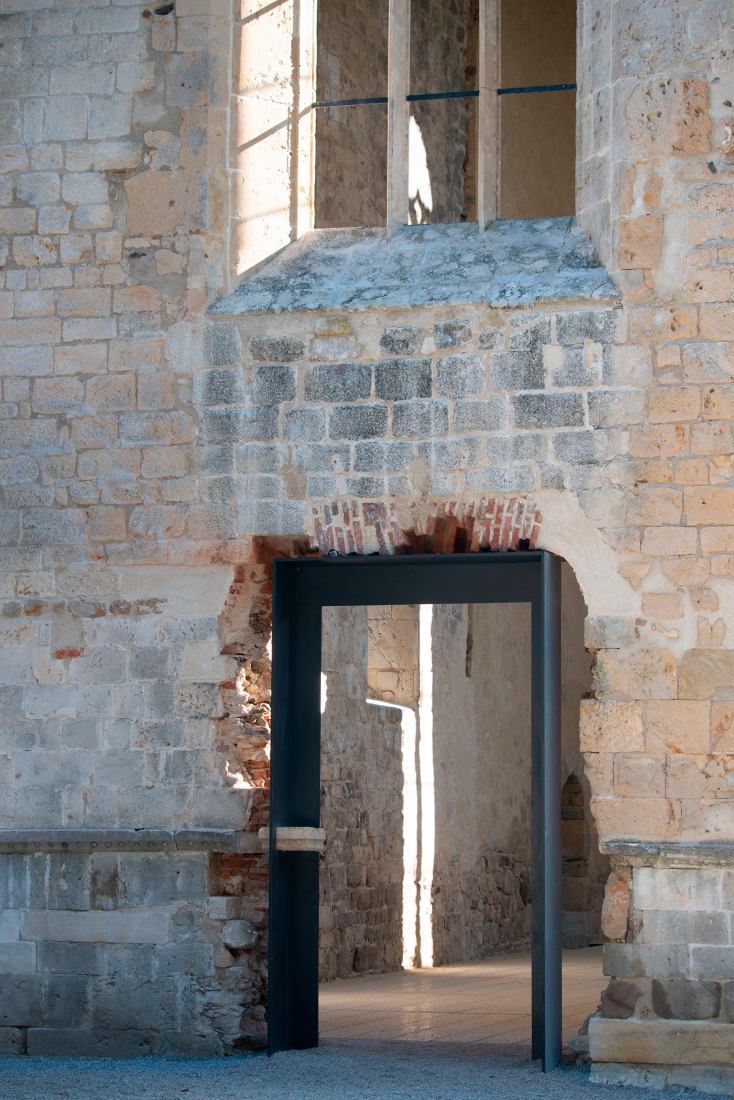 Covering the remains of the Church of St. John the Baptist in the Žiče Charterhouse by Medprostor. Photograph by Tadej Bolta.