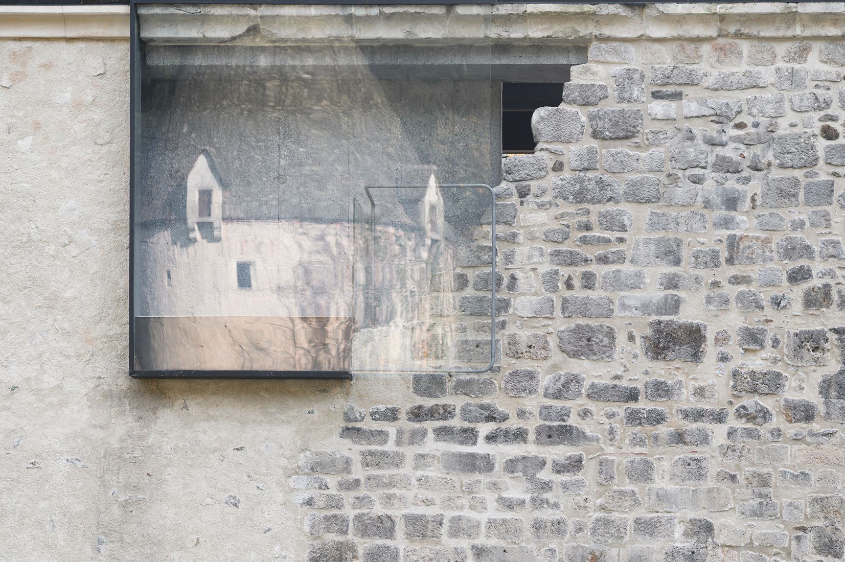 Covering the remains of the Church of St. John the Baptist in the Žiče Charterhouse by Medprostor. Photograph by Tadej Bolta.