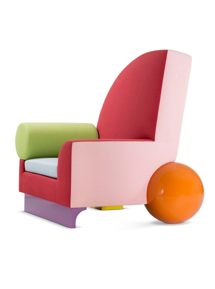 Memphis 40 years of kitsch and elegance at Vitra Design Museum Gallery. Photograph by Jürgen Hans 