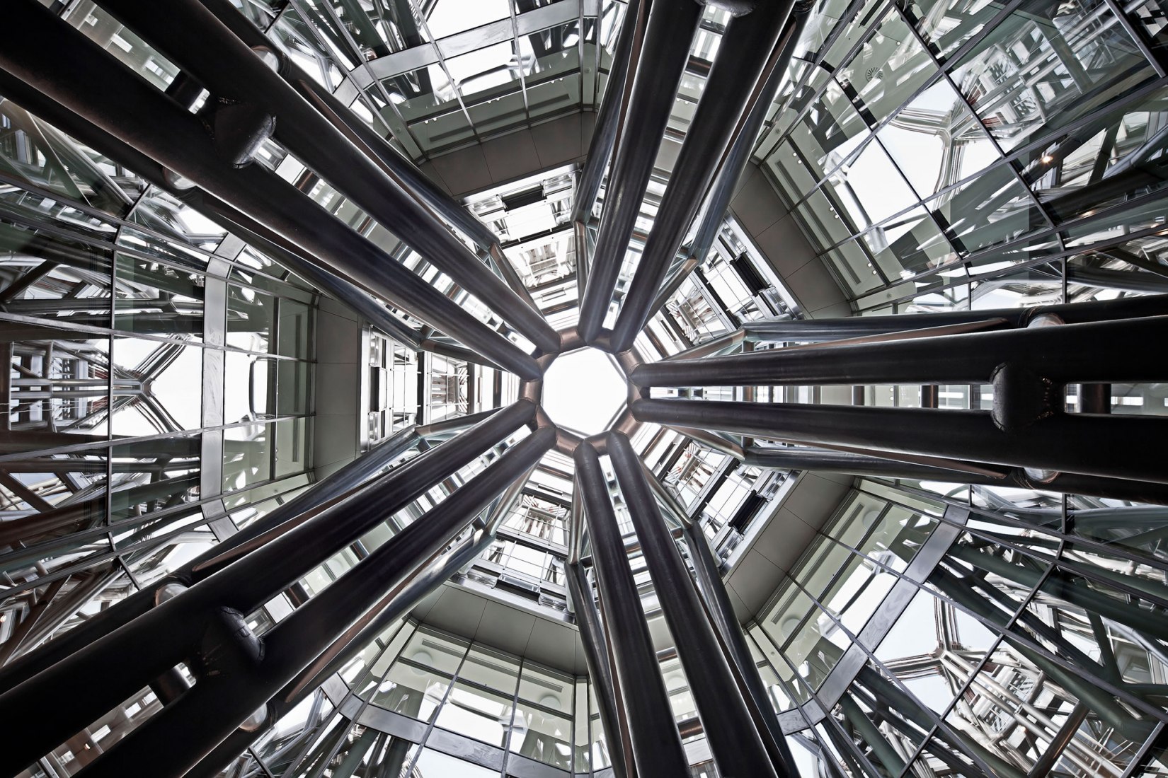 “Il Cielo” (The Sky) iGuzzini headquarters by Josep Mias. Photograph by Adrià Goula
