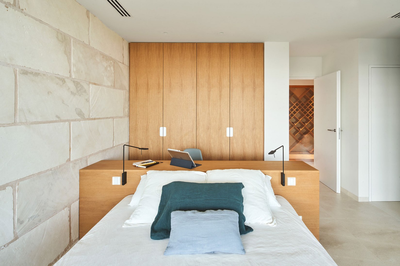 Casa Forbes por Miel Arquitectos. Fotografía por José Hevia