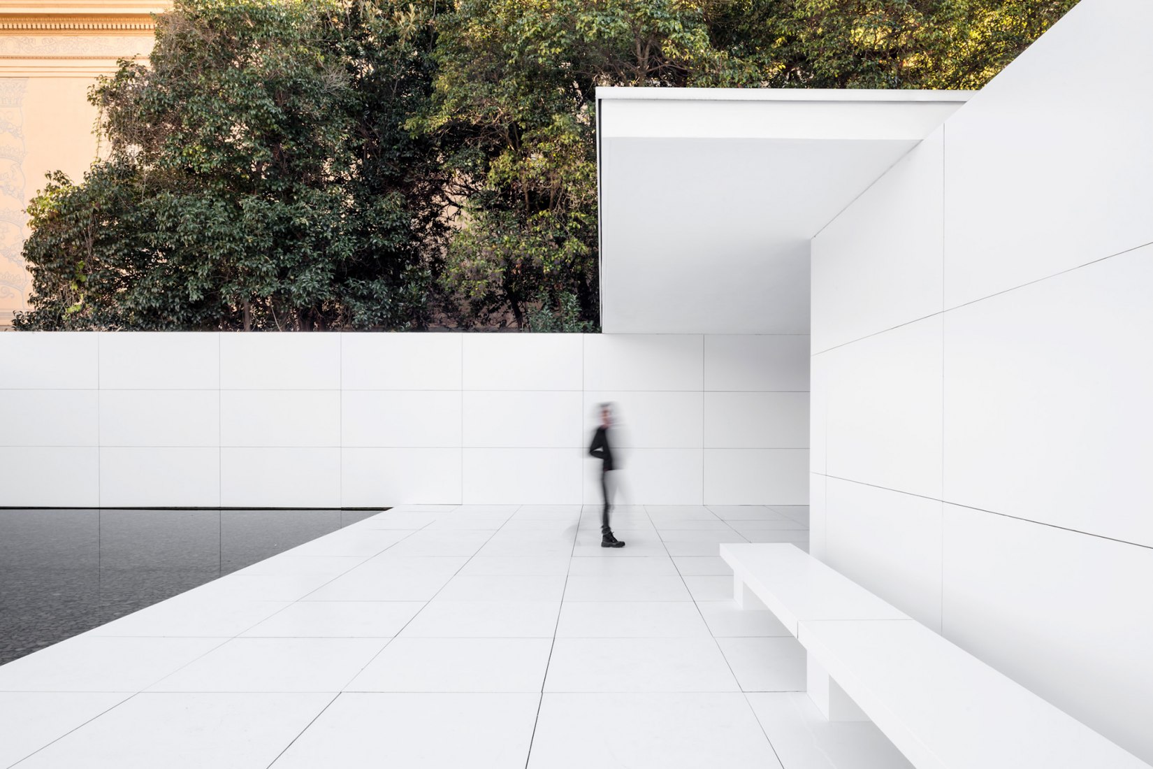 16.11.2017. Mies missing materiality by Anna & Eugeni Bach. Photograph © Adrià Goula