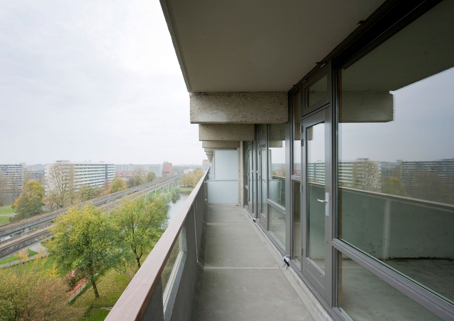 Bijlmermeer remodelation, deFlat Kleiburg by NL Architects and XVW architectuur. Photograph © Marcel van der Brug