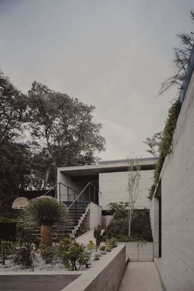 Casa AYG por Miguel de la Torre. Fotografía por Zaickz Moz.