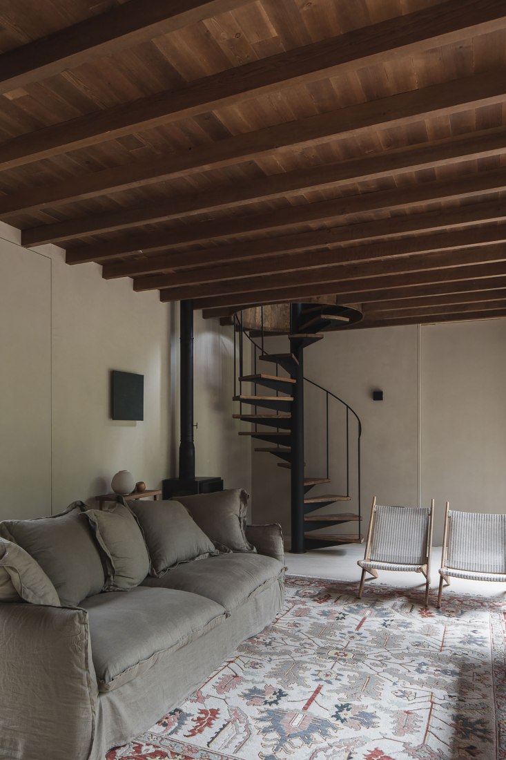 Casa del Granero por Marta Brandão & Mimahousing. Fotografía por José Campos.