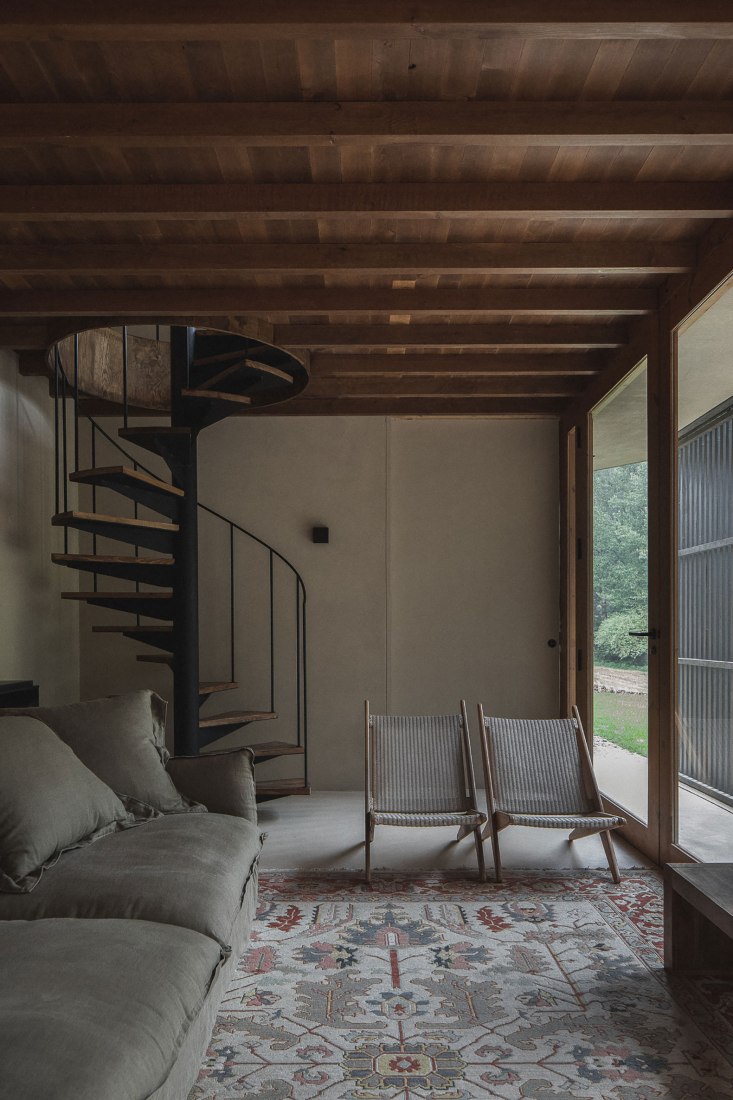 Casa del Granero por Marta Brandão & Mimahousing. Fotografía por José Campos.