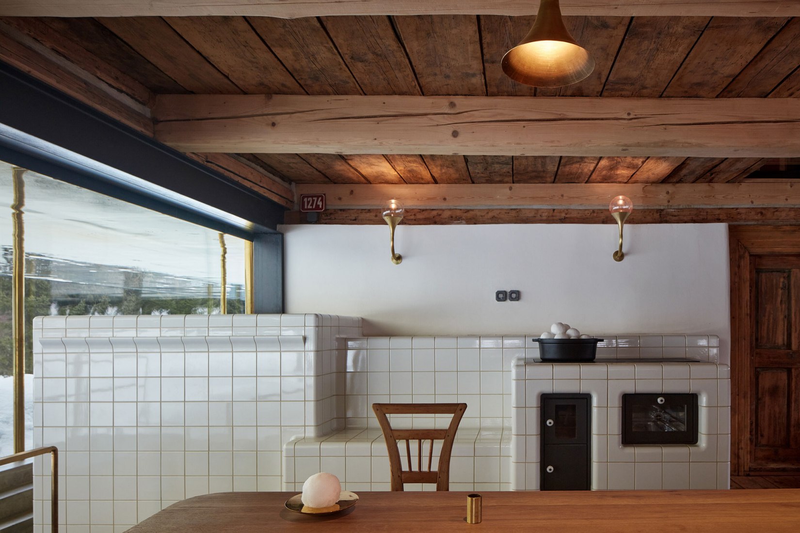 The Glass Cabin by Mjölk architekti. Photograph by BoysPlayNice.