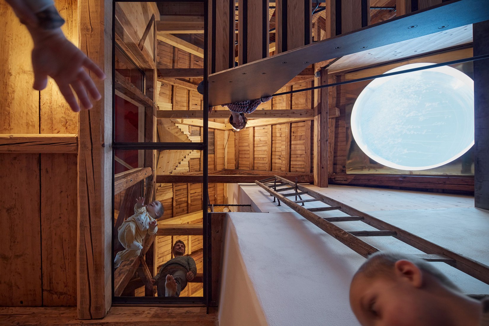 The Glass Cabin by Mjölk architekti. Photograph by BoysPlayNice.