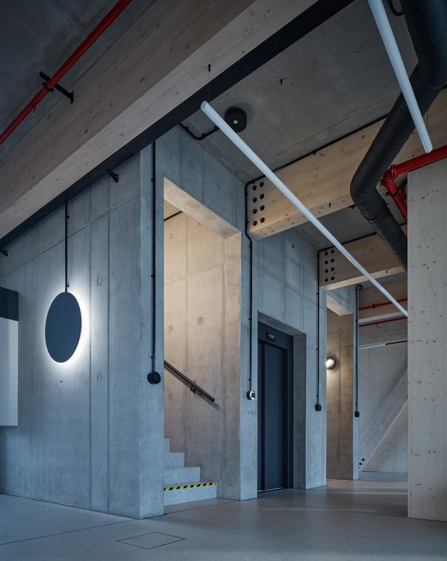 Kloboucká lesní Headquarters by Mjölk architekti. Photograph by BoysPlayNice.