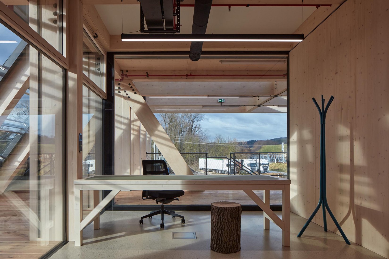 Kloboucká lesní Headquarters by Mjölk architekti. Photograph by BoysPlayNice.