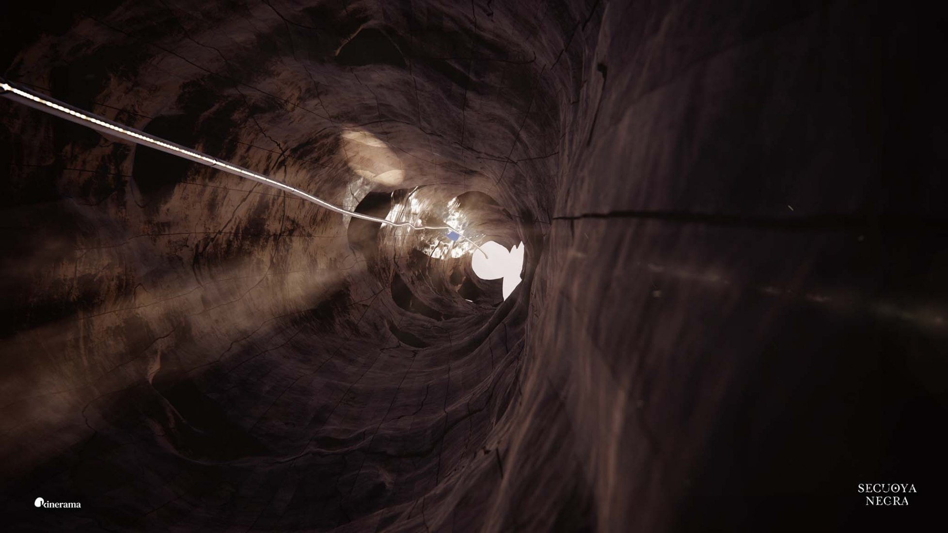SecuoyaNegra por Peru Médem en DOMO360 y ARAN360, proyección inmersiva. Fotografía cortesía por MMMAD