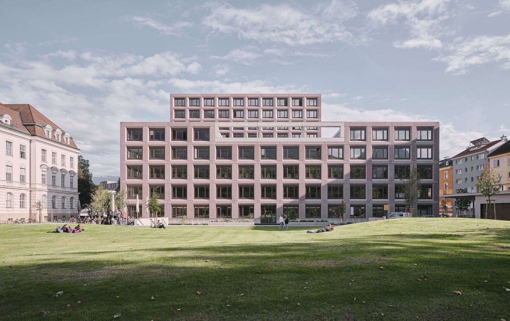 Ágnes Heller House by mohr niklas architekten. Photograph by David Schreyer.