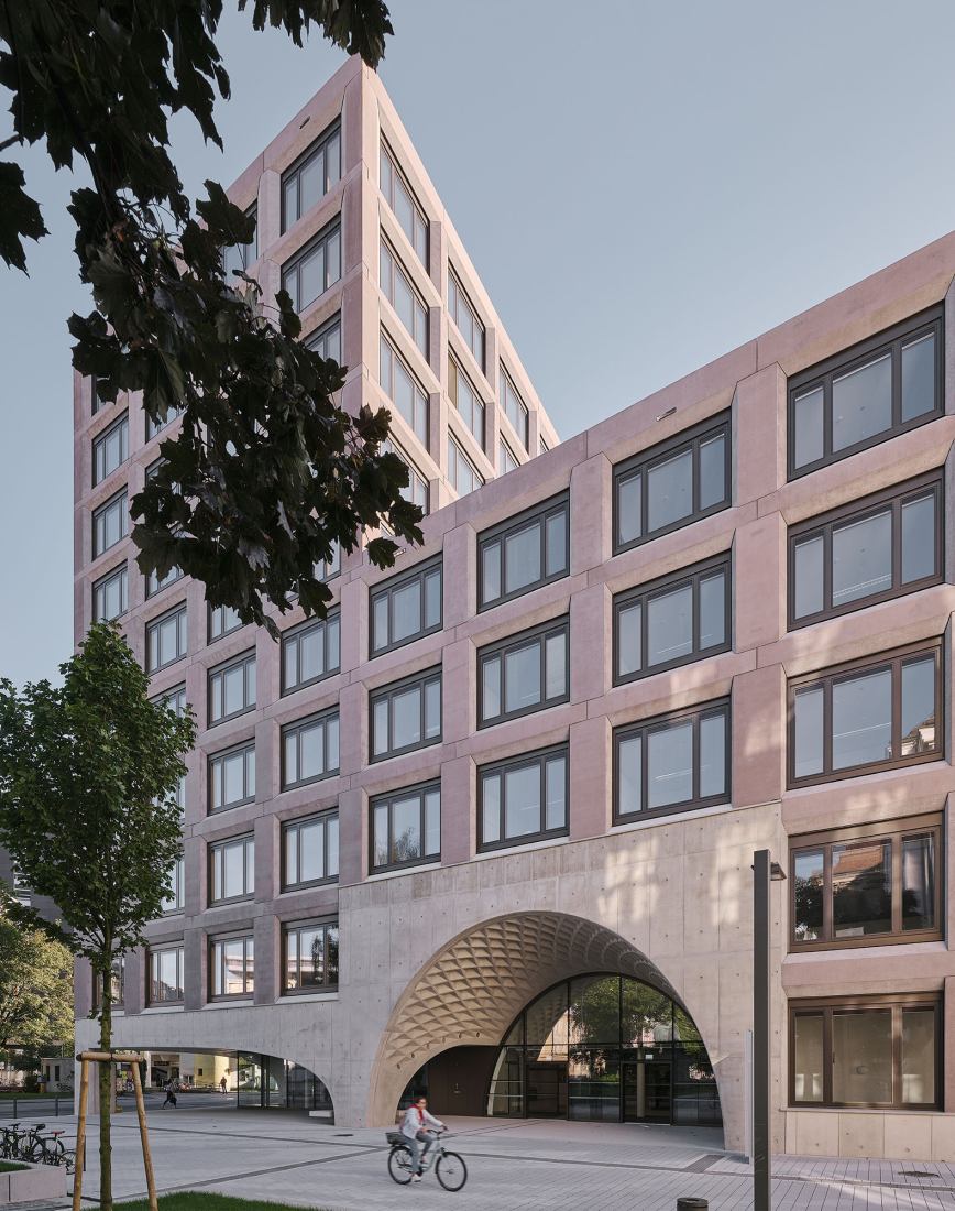 Ágnes Heller House by mohr niklas architekten. Photograph by David Schreyer.