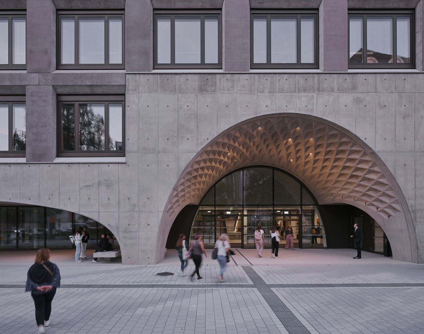 Ágnes Heller House by mohr niklas architekten. Photograph by David Schreyer.