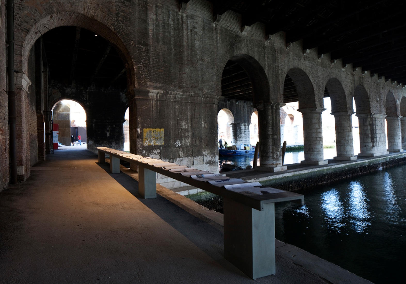 l’AUC, Cédric Libert, Thomas Raynaud. 152 Mediterranea. 14.Mostra Internazionale di Architettura, Fundamentals, la Biennale di Venezia. Foto © Francesco Galli. Cortesía de la Biennale di Venezia.