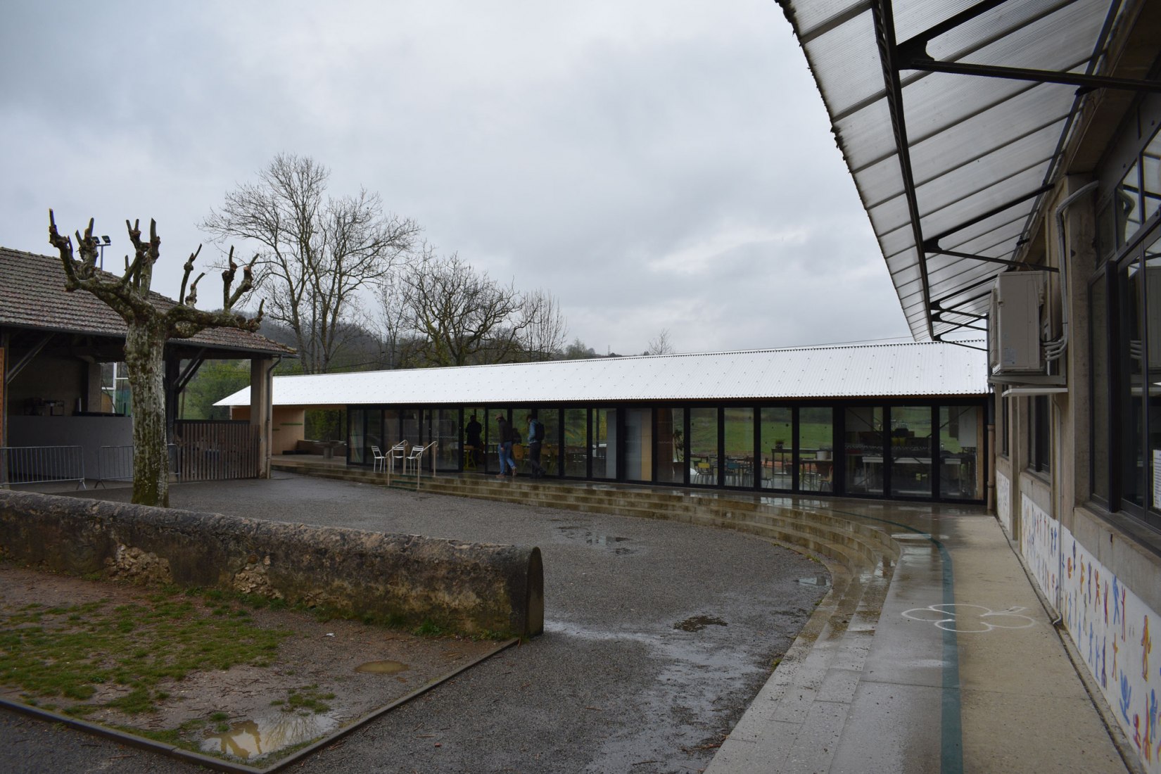 Emerging Architecture Award 2019. School Refectory in Montbrun-Bocage by BAST. Photograph by Jordi García.