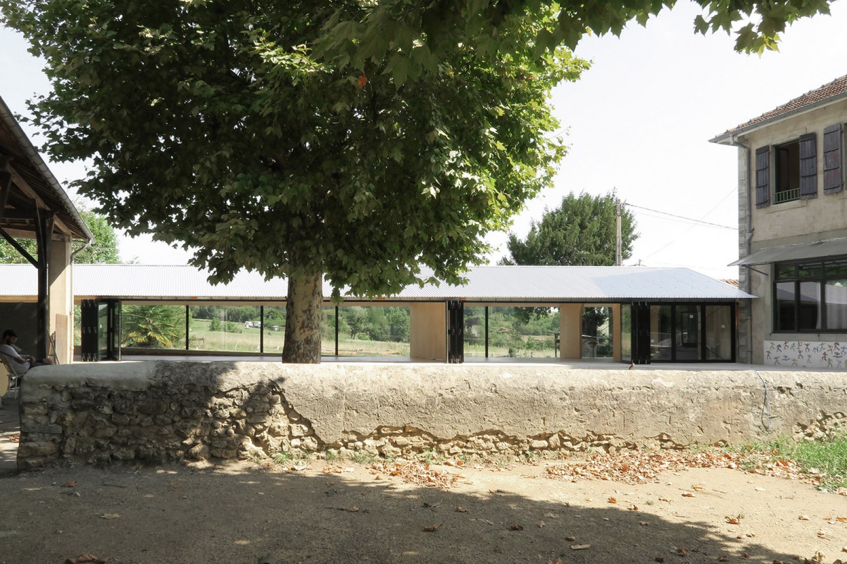 Emerging Architecture Award 2019. School Refectory in Montbrun-Bocage by BAST. Photograph by BAST.