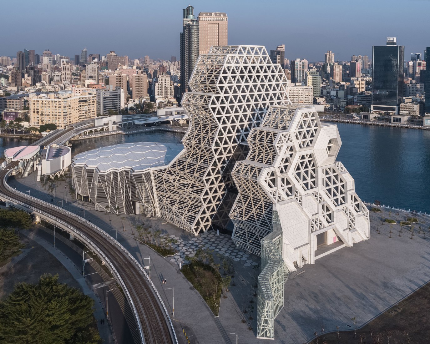 Pop Music Center by Monteserin Architects and team. Photograph by Yi-Hsien Lee