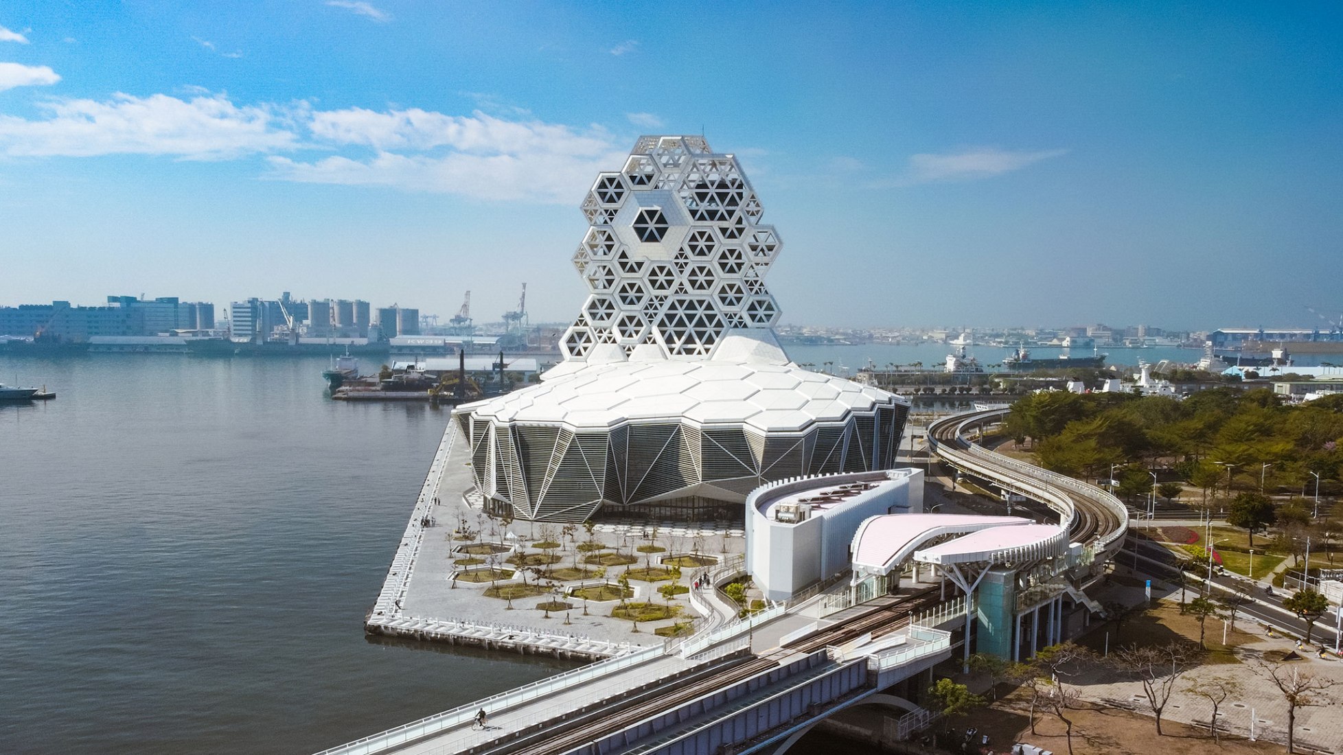 Pop Music Center by Monteserin Architects and team. Photograph by Ian Choi 