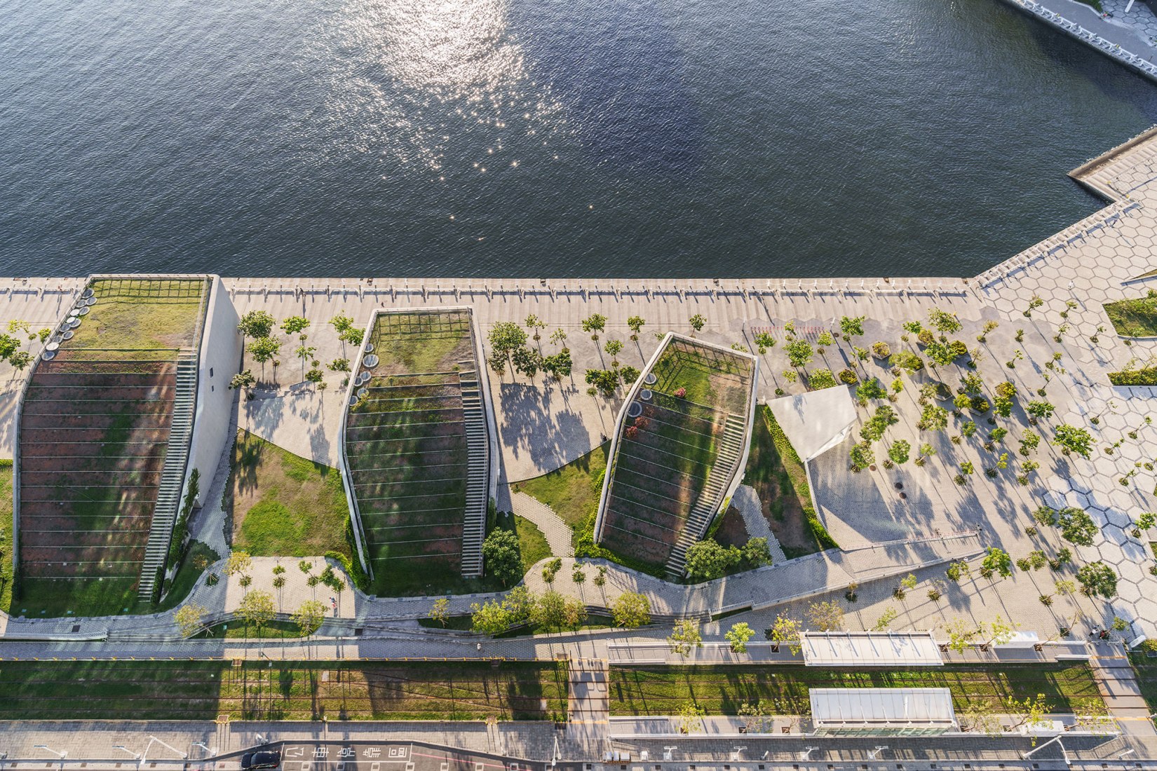 Pop Music Center by Monteserin Architects and team. Photograph by Yi-Hsien Lee