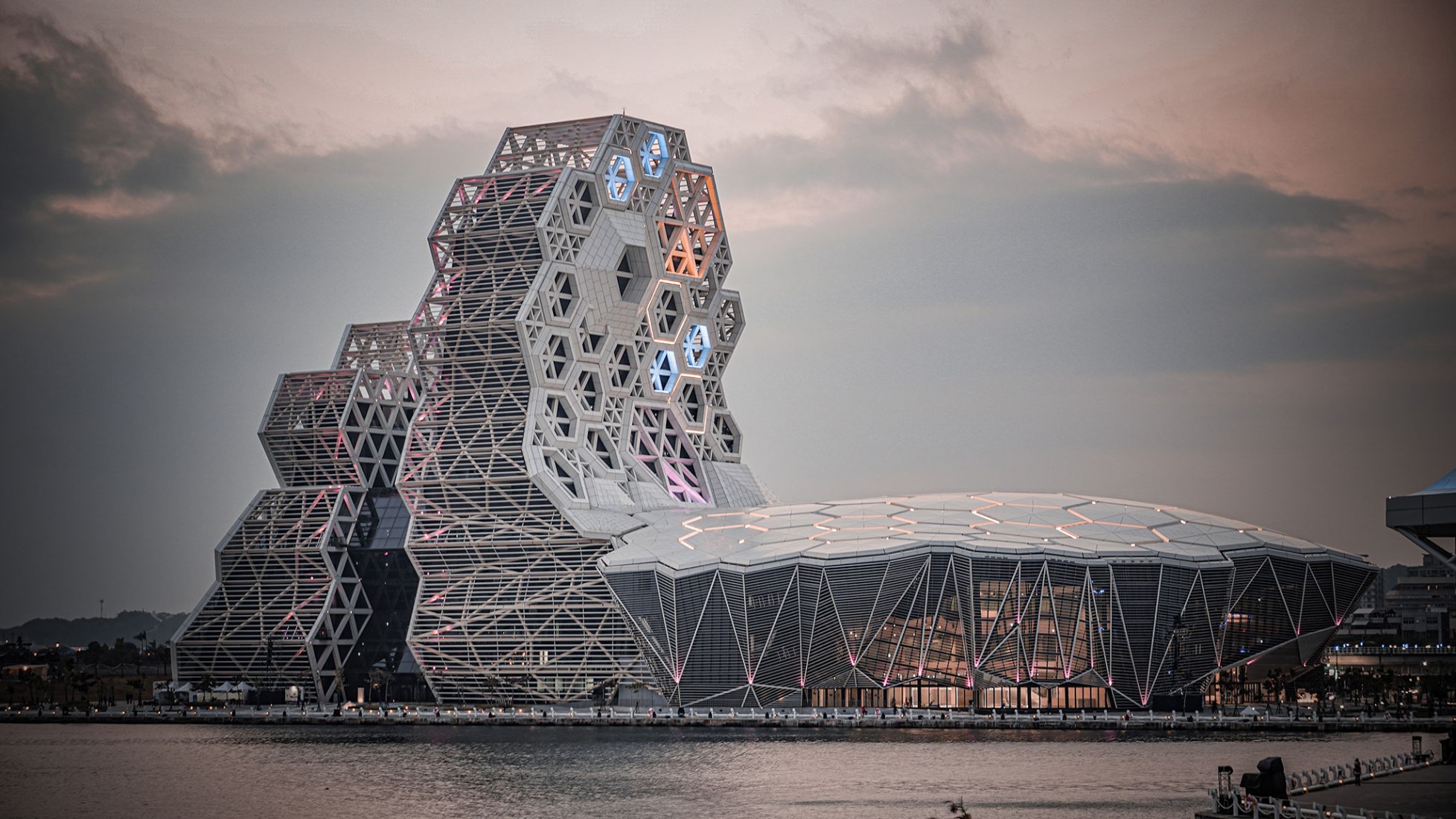 Pop Music Center by Monteserin Architects and team. Photograph by Tai Tzu Chun 