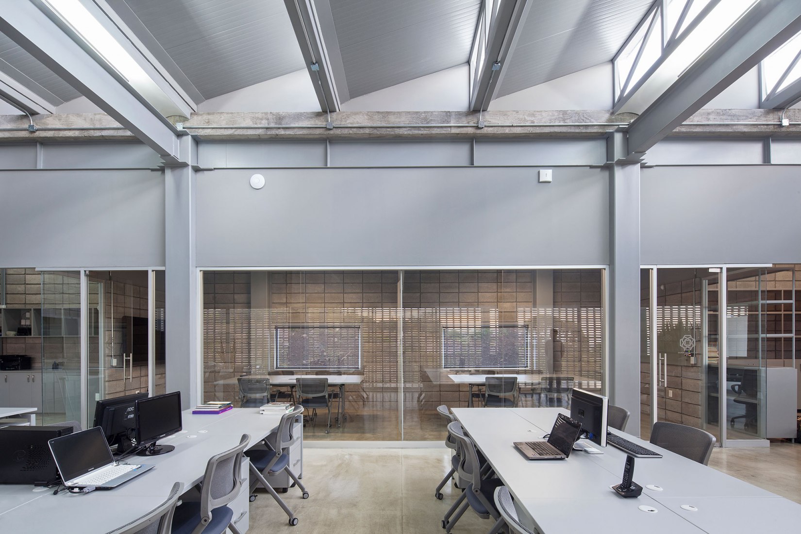 Corporativo Dunza por Morari Arquitectura + JAA. Fotografía por Adrián Llaguno