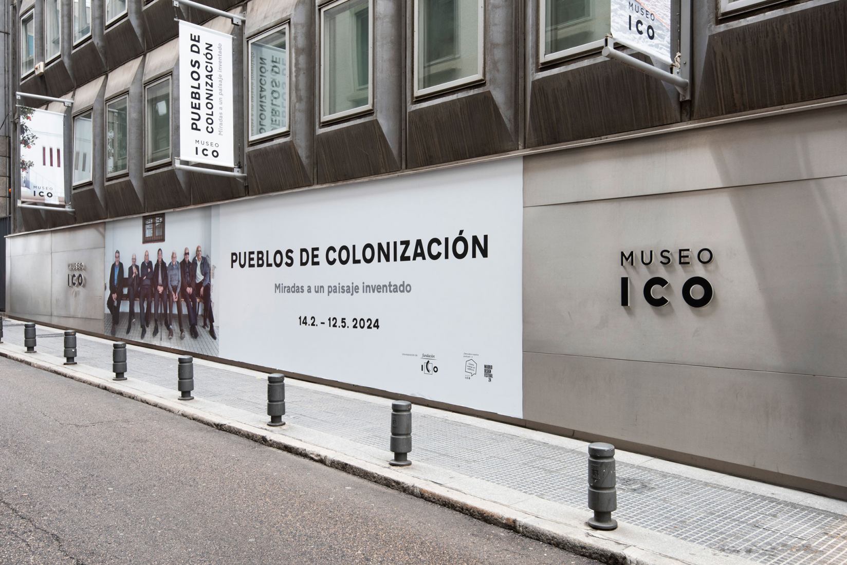 Imagen de sala. «Pueblos de colonización. Miradas a un paisaje inventado». Fotografía por Julio César González.