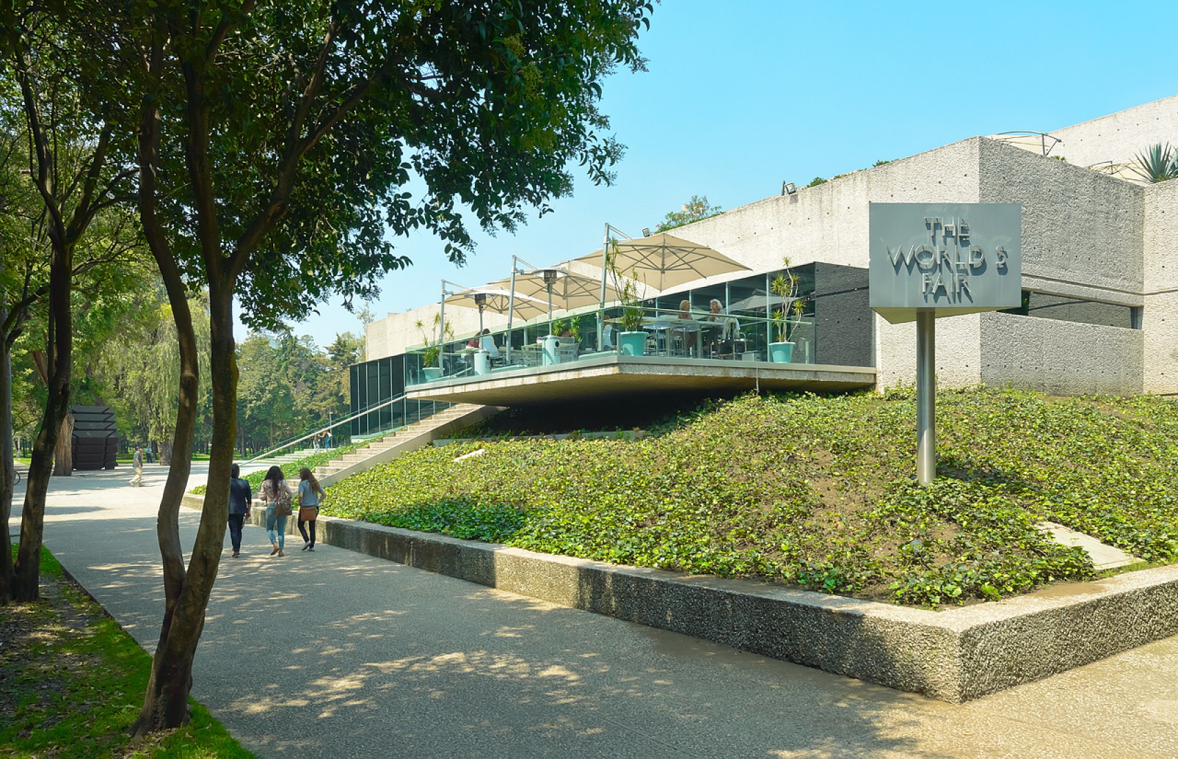 Museo Rufino Tamayo de Arte Contemporáneo por Teodoro González de León y Abraham Zabludovsky. México, 1981. Imagen cortesía del Museo Tamayo de Arte Contemporáneo.