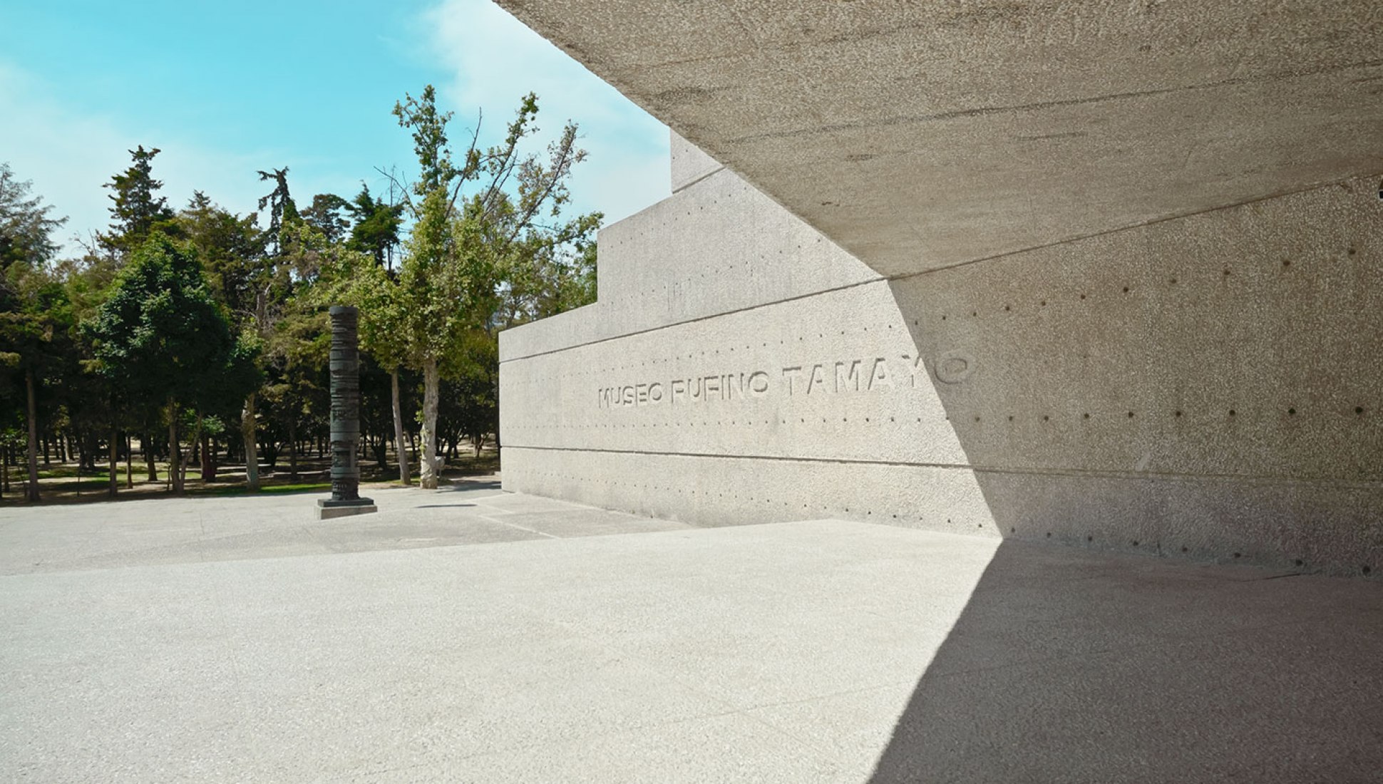 Museo Rufino Tamayo de Arte Contemporáneo por Teodoro González de León y Abraham Zabludovsky. México, 1981. Imagen cortesía del Museo Tamayo de Arte Contemporáneo.