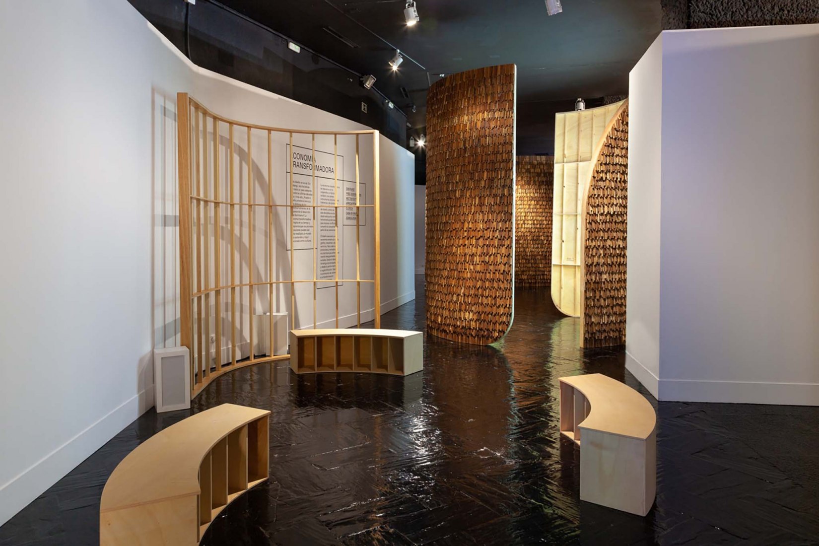 «Valencia Pavilion. The Future is Design», el presente y el futuro del diseño valenciano desde cinco pabellones por MUT Design. Fotografía por Ernesto Sampons