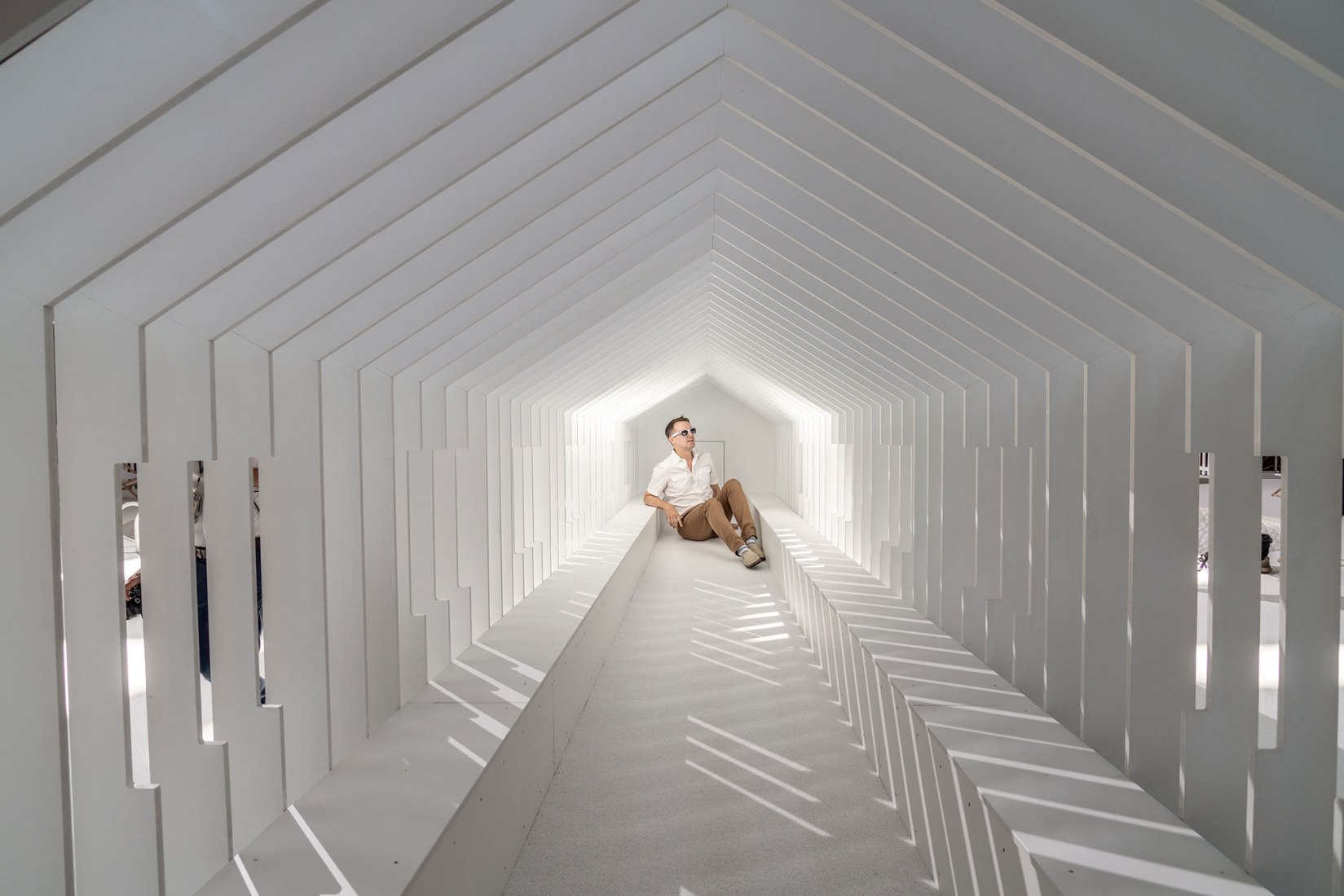 Snarkitecture Fun House. Fotografía por Noah Kalina