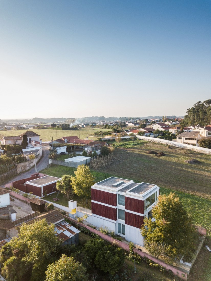 Casa Roja por Nelson Resende. Fotografía por João Morgado, Fotografía de Arquitectura