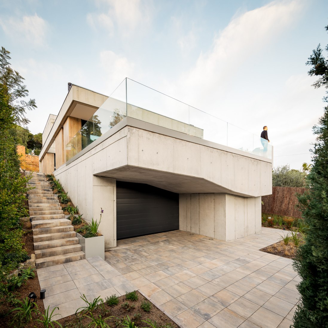 Eucaliptus House by Nexe Arquitectura. Photograph by Simón García