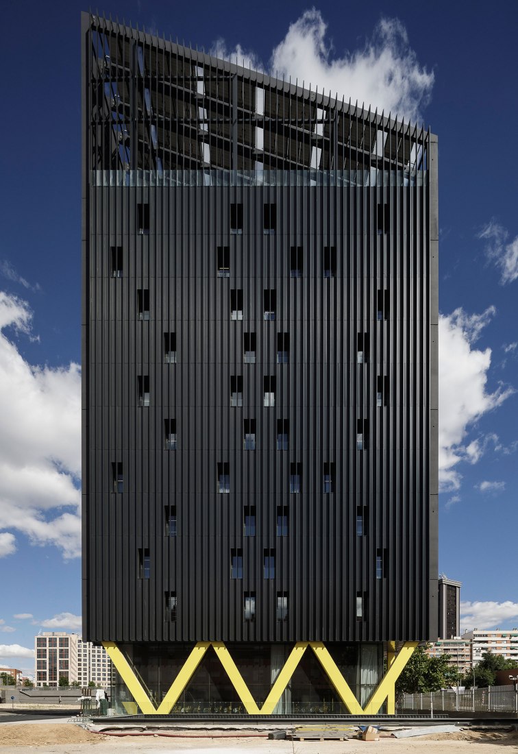 Centro Integral del Transporte de Metro de Madrid por Nexo + Gutiérrez-delaFuente + Perea. Fotografía por Fernando Alda.