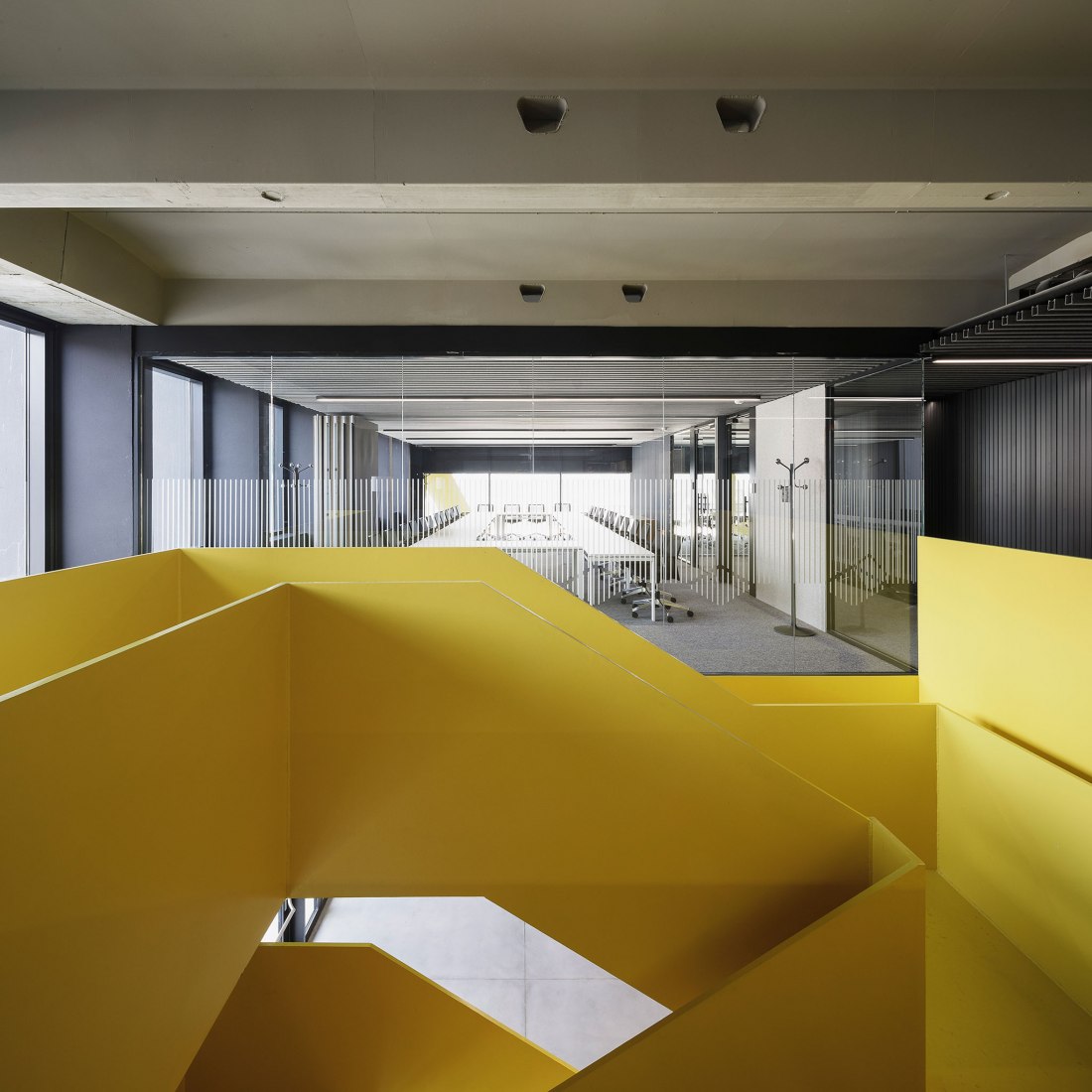 Centro Integral del Transporte de Metro de Madrid por Nexo + Gutiérrez-delaFuente + Perea. Fotografía por Fernando Alda.