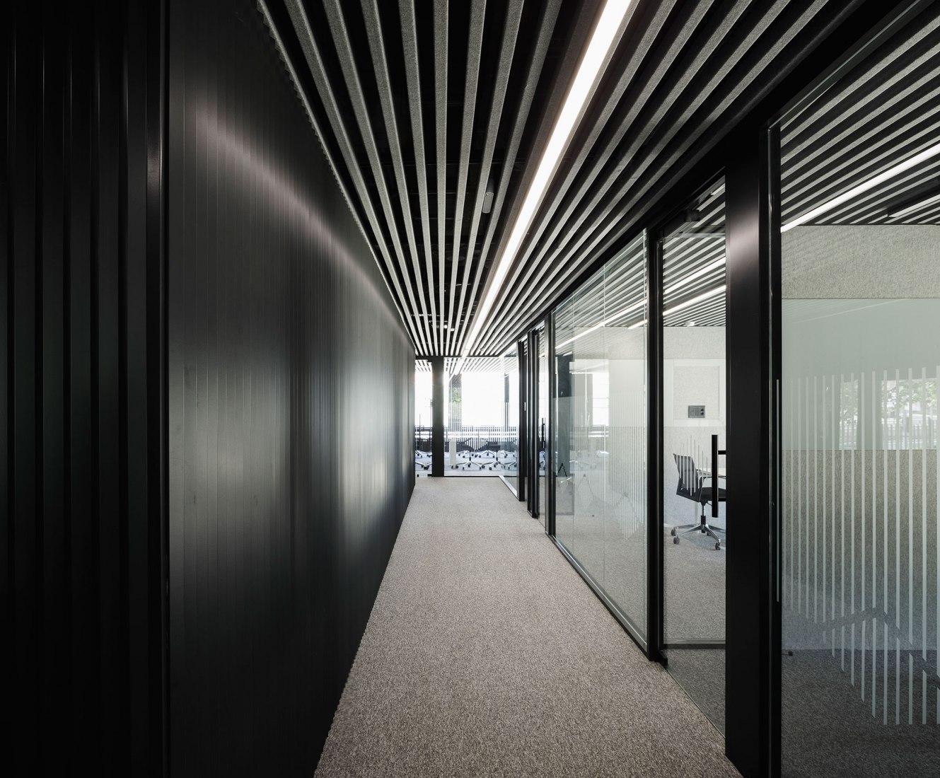 Centro Integral del Transporte de Metro de Madrid por Nexo + Gutiérrez-delaFuente + Perea. Fotografía por Fernando Alda.