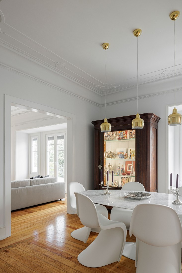 AN apartament by nmdarq. Photograph by Ivo Tavares Studio.