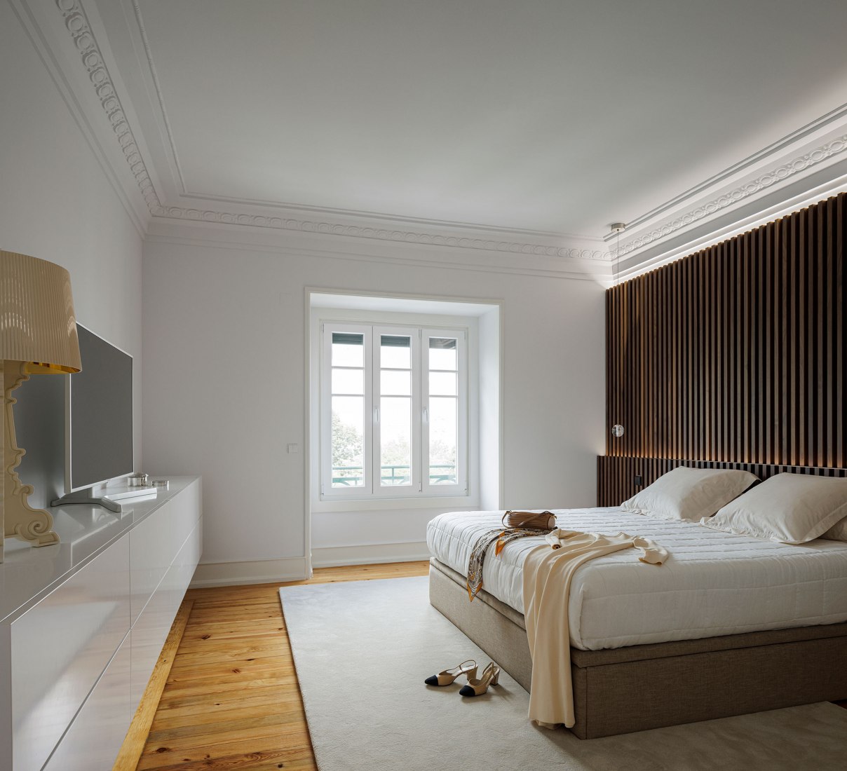 AN apartament by nmdarq. Photograph by Ivo Tavares Studio.