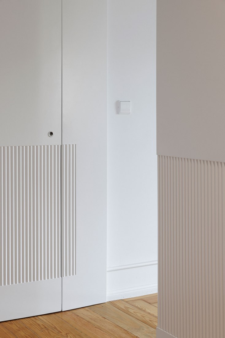 AN apartament by nmdarq. Photograph by Ivo Tavares Studio.