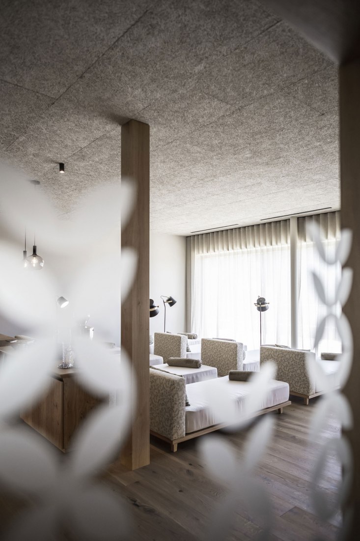 Gfell Hotel por Noa*. Fotografía por Alex Filz
