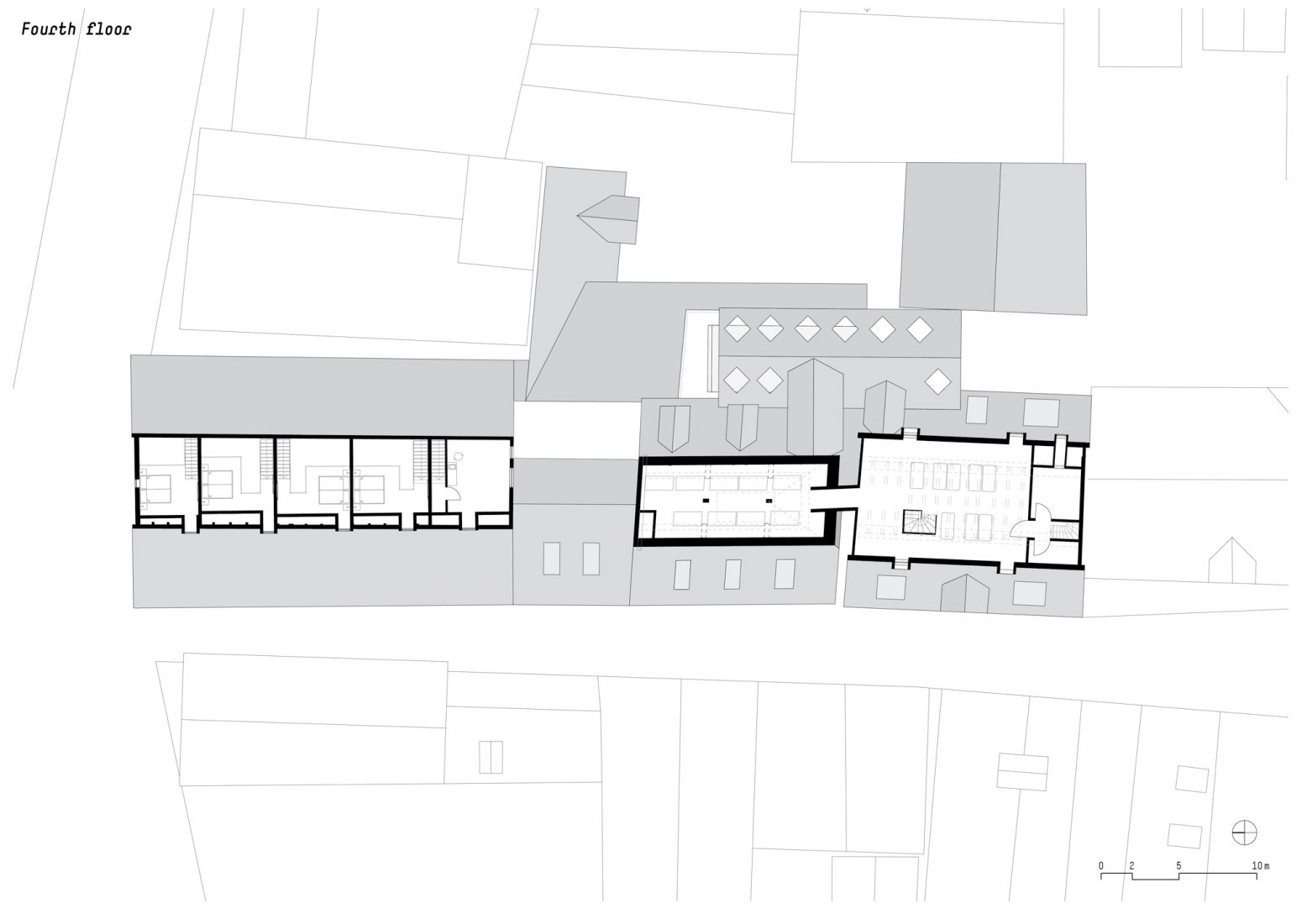 Planta cuarta. Rehabilitación y ampliación del hotel Goldene Rose por noa*. 