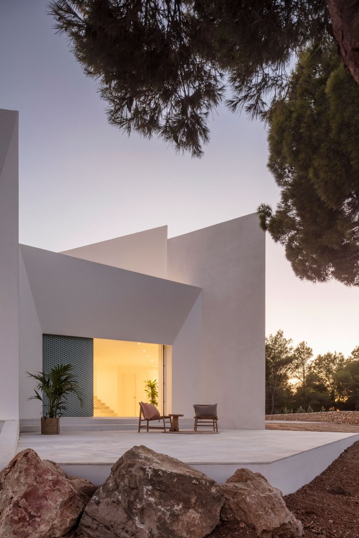 Siempre, las mejores vistas al Mediterráneo. Casa patio por Nomo Studio