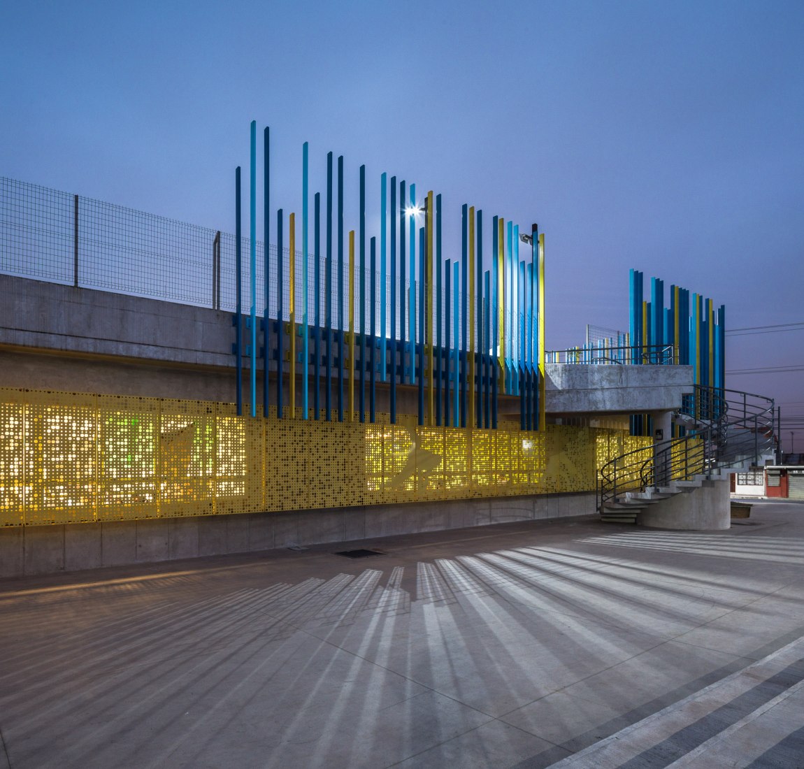 Nightview. Civic Center for Peace by Norte Sur Arquitectos. Photograph by Fernando Alda