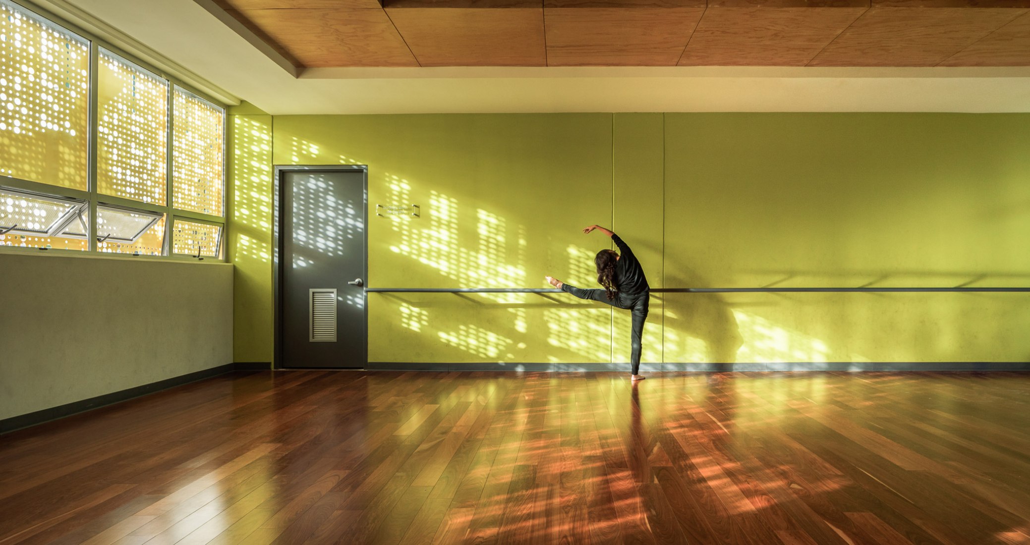 Civic Center for Peace by Norte Sur Arquitectos. Photograph by Fernando Alda