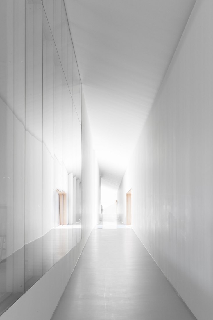 New Building for Norvento by Francisco Mangado. Photograph © Juan Rodríguez